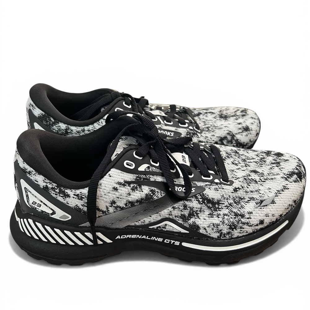 Brooks Adrenaline GTS 23 Womens Shoes White/Grey/Black Running